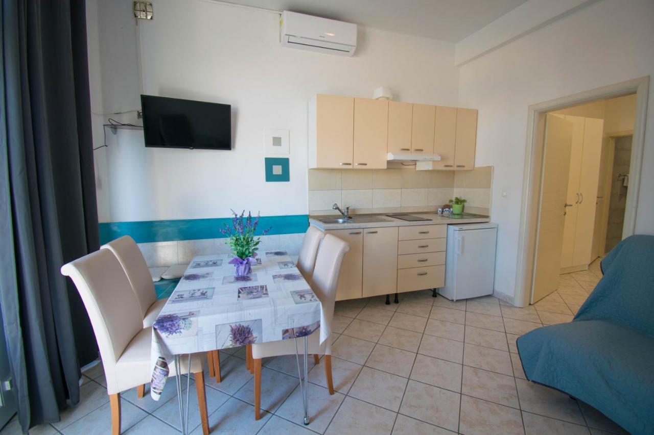 Family Apartment Manuela - Baška Voda Exterior foto